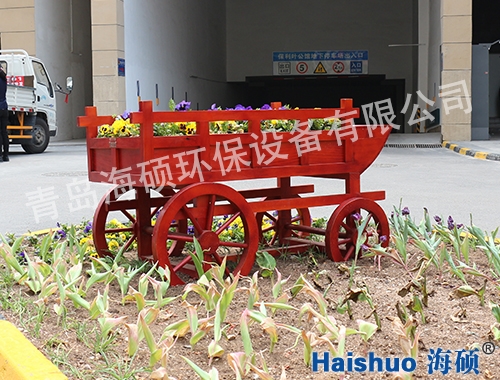 青島亚洲成av人片一区二区蜜柚為保利物業提供花（huā）車